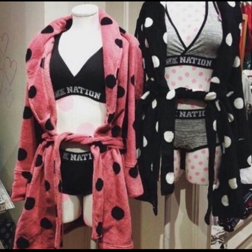 Pink Victoria’s Secret Plush Bathrobe Polka dot